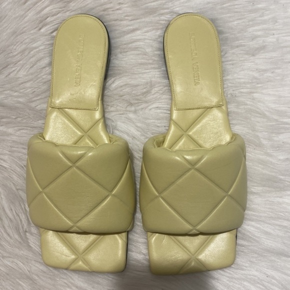 New Bottega Veneta Quilted embossed Lido sandal size 39.5EU - Picture 3 of 13